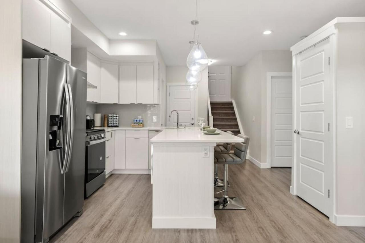 Private With Free Banff Pass, Netflix, Patio, Sleeps 4 Apartment
