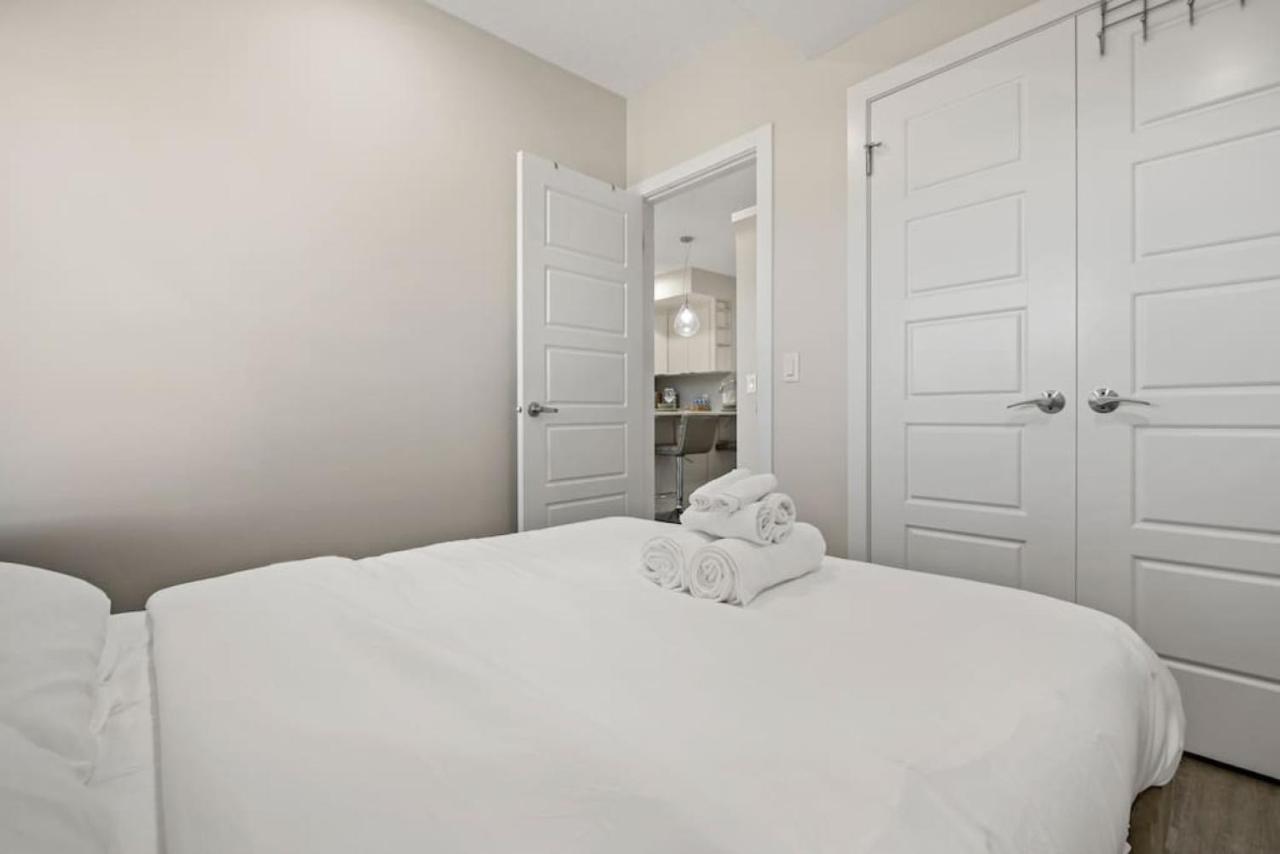 Private With Free Banff Pass, Netflix, Patio, Sleeps 4 Apartment *
