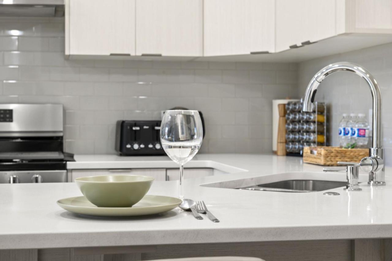 Private With Free Banff Pass, Netflix, Patio, Sleeps 4 Apartment *